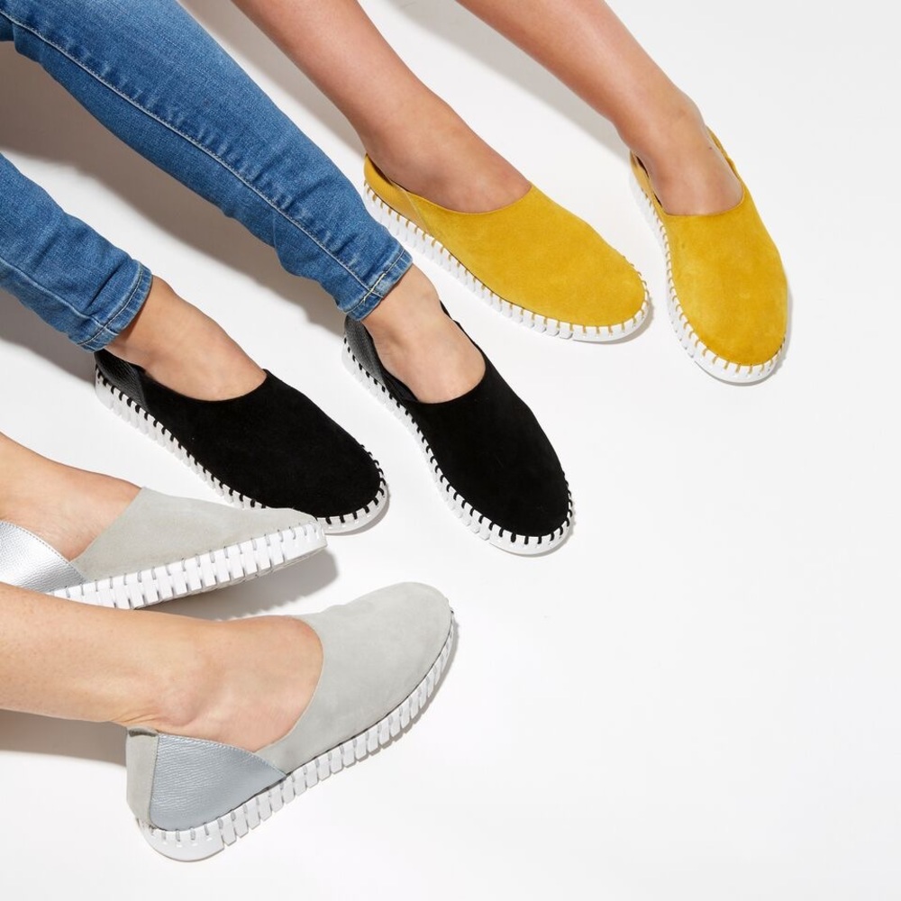 🌀The BENDY Suede Loafers Made in California Size 38